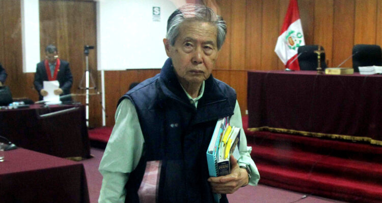 Quién era Alberto Fujimori, el autócrata que dividió a Perú