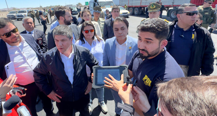 Regiones del Norte de Chile consolidan uso del control biométrico en la frontera ante ola migratoria