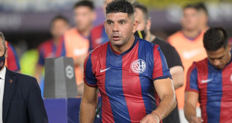 Filtran videos de exfutbolista Néstor Ortigoza maltratando a expareja: San Lorenzo le exigió renuncia