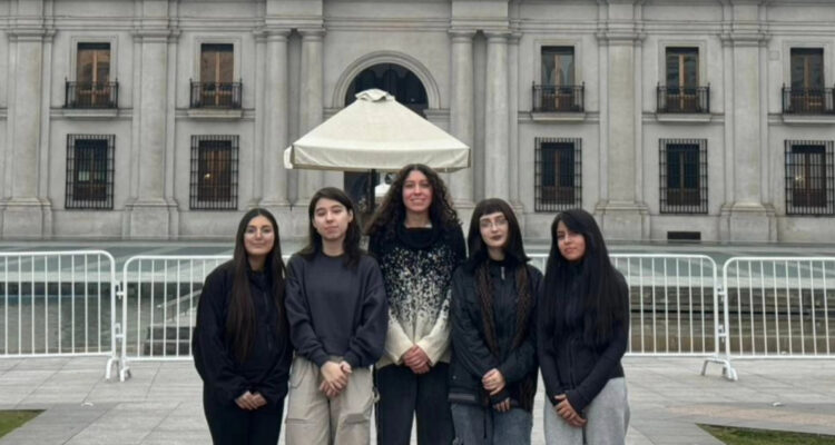 Team Chile de robótica femenino que irá a Atenas 2024