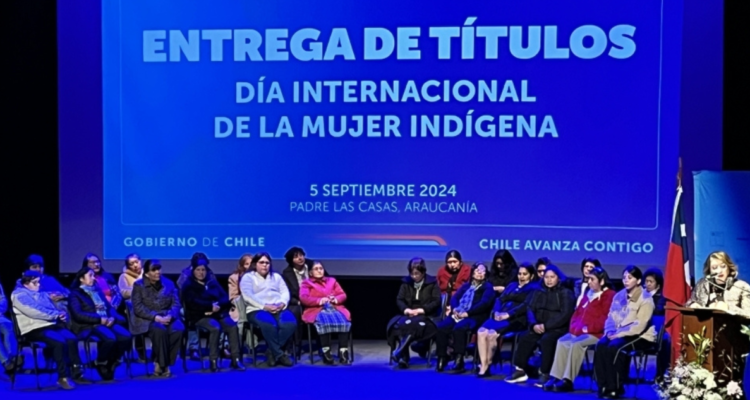 Entregan 330 títulos de dominio