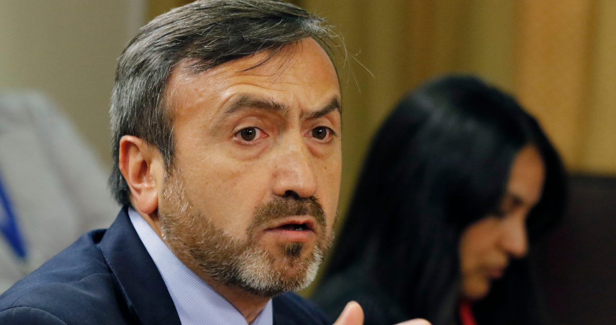 Tras ser acusado por violación a una menor: Acogen a trámite desafuero de diputado Francisco Pulgar