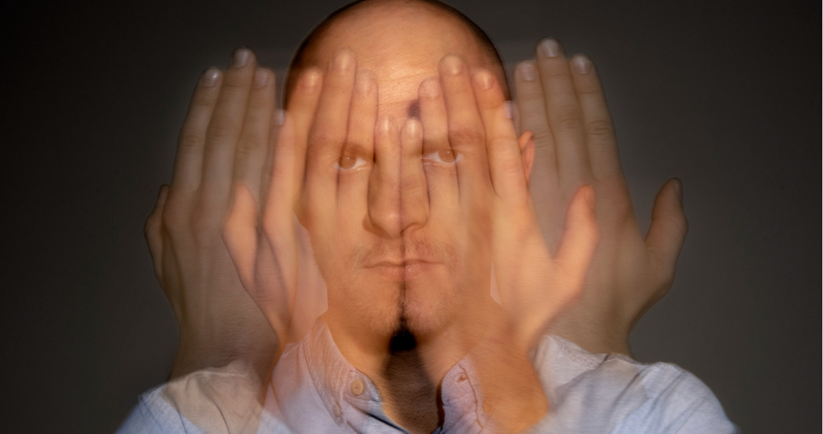 Fotografía de hombre en referencia a predisposición genética a trastornos psiquiátricos