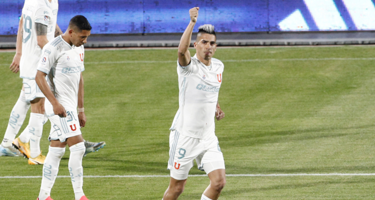 Universidad de Chile venció a Huachipato y se instala como líder exclusivo del Campeonato Nacional.