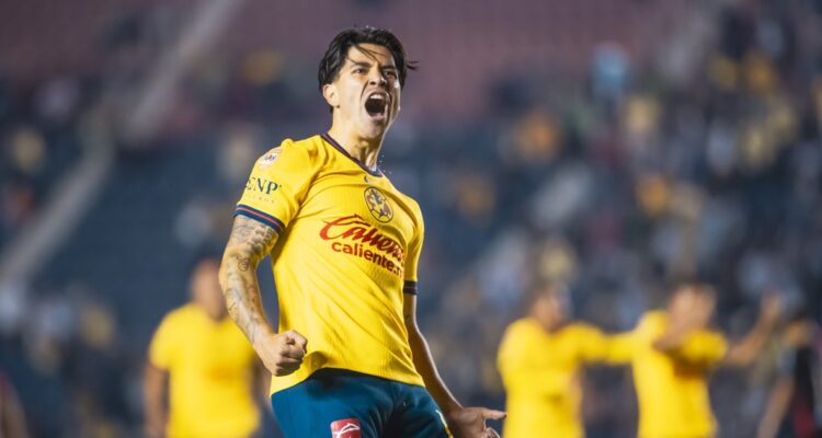 Víctor Dávila marcó en su primer partido con el América de México.