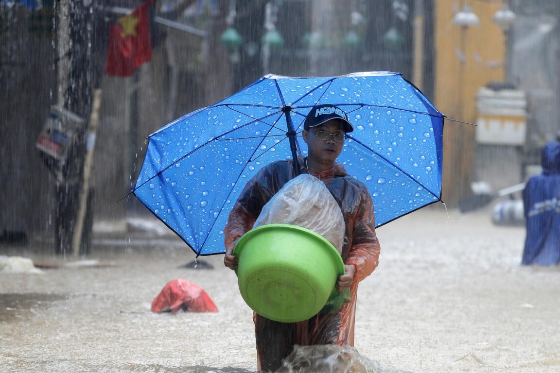 Inundaciones en Hanoi, Vietnam 