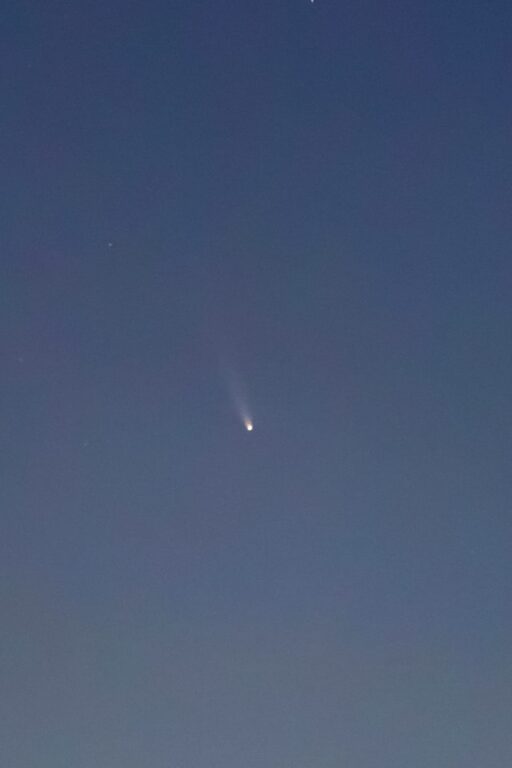 El "cometa del siglo" ya se aprecia a simple vista desde Chile al amanecer: ¿hasta cuándo se verá?