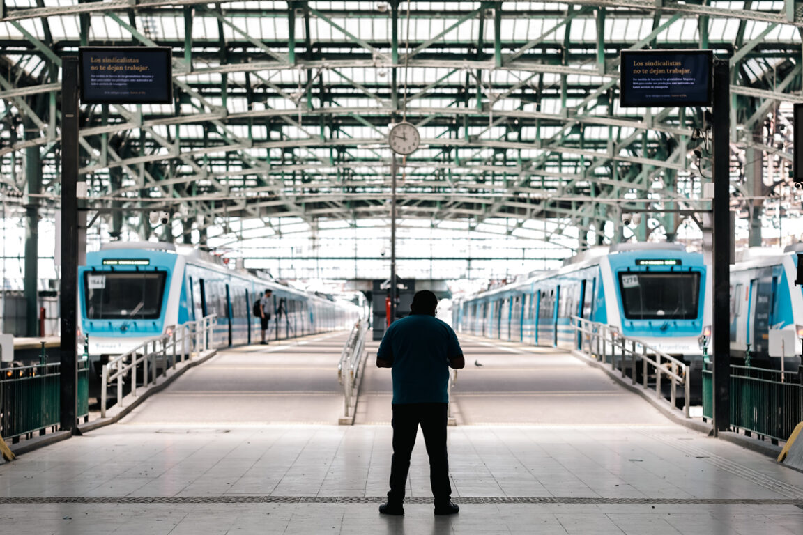 Servicio de trenes paralizado en Buenos Aires, Argentina