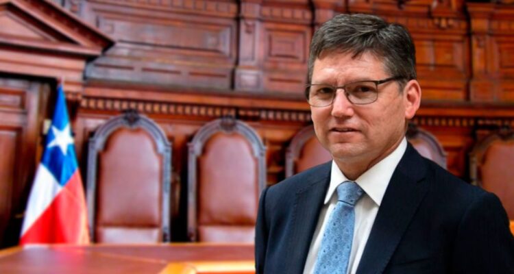 Comisión revisora despacha AC contra ministro Matus con informe negativo: se vota mañana en Sala