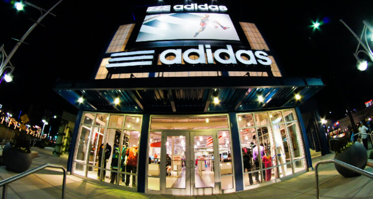 Adidas registra un 164% más de ganancias hasta septiembre gracias a la aceleración de ventas en China