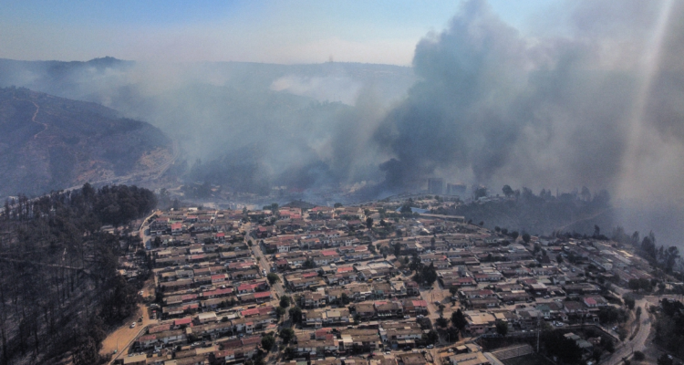 Senapred en Dicom tras megaincendio en Valparaíso: piden reformular organismo y aumentar presupuesto
