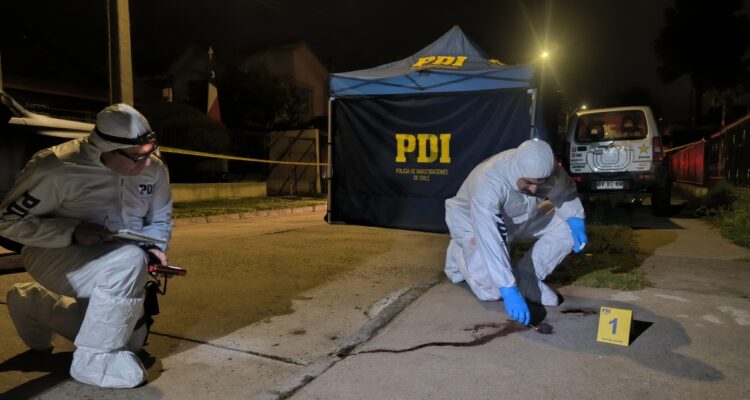 Hombre es asesinado a tiros en Villa Alemana tras ir a comprar droga