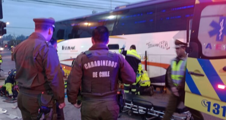 Ciclista resulta gravemente herido tras colisión con bus en el centro de Osorno