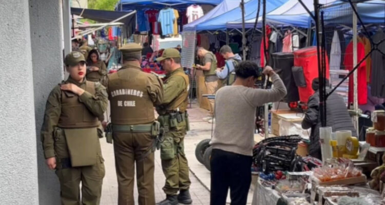 Procedimiento deja dos detenidos por balacera en barrio Meiggs que terminó con 4 lesionados
