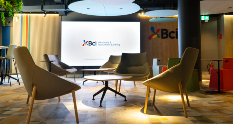 Desde una plataforma de inversiones hasta hipotecarios verdes: la renovada oferta de productos Bci