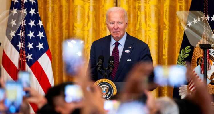 Biden entrega nuevo impulso a candidatura de Kamala Harris: “Es inteligente, dura, de fiar”