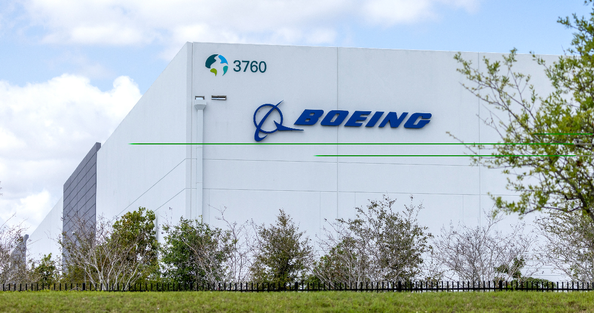 Boeing consigue un millonario crédito en medio de su crisis en la que despedirá a 17 mil trabajadores
