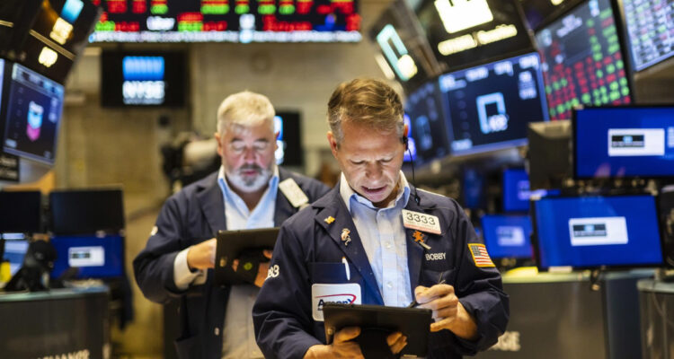 Wall Street cerró en verde a pesar de dispararse la volatilidad por las tensiones en Medio Oriente