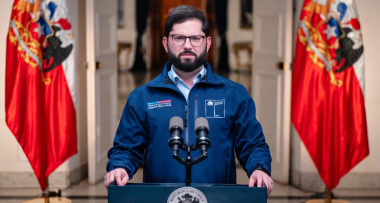 Boric presenta nuevo modelo de financiamiento para la educación superior que pone fin al CAE