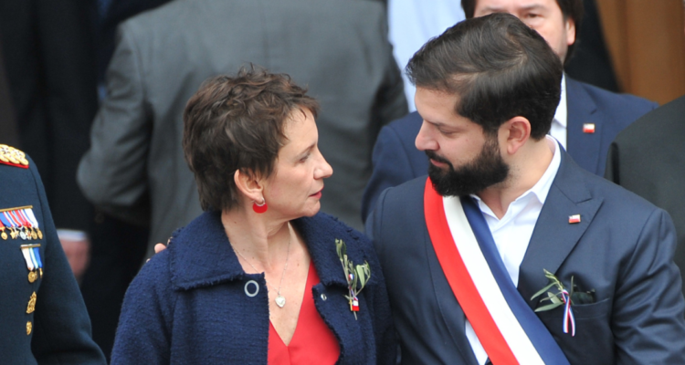 Presidente Boric respalda a ministra Tohá y pide “parar con la lógica destructiva”