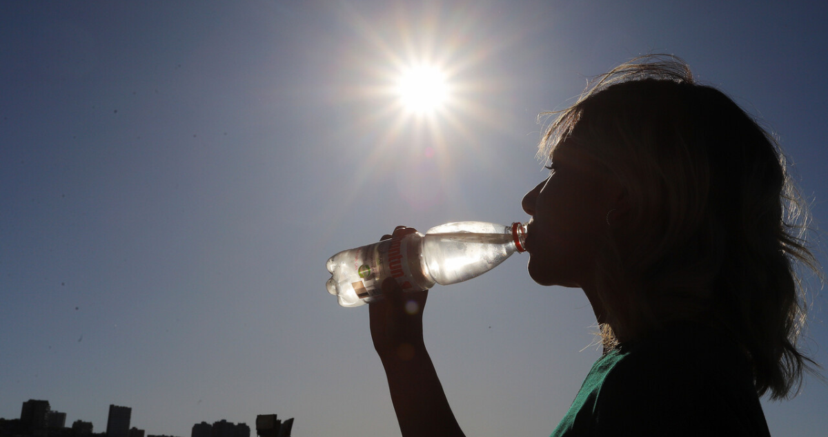 Calor veraniego para este lunes en la región Metropolitana: temperaturas llegarían a los 37°C