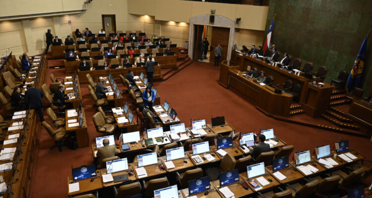 Cámara de Diputados convoca a sesión especial por caso Monsalve