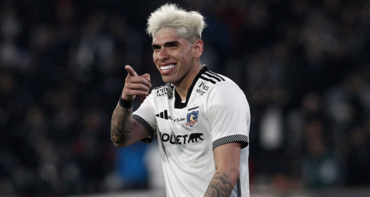 Revelan que Carlos Palacios está a detalles de arribar a Boca Juniors.