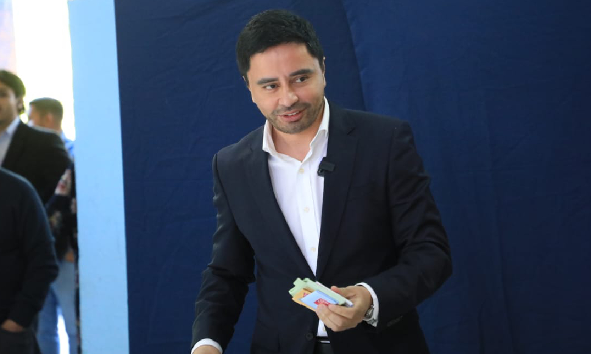 “Desde mañana soy solo Rodolfo”: Alcalde Cárter señala que candidatura presidencial “es una opción”