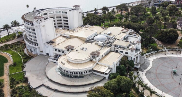 Prostitutas enfrentan juicio por crimen de empresario en casino