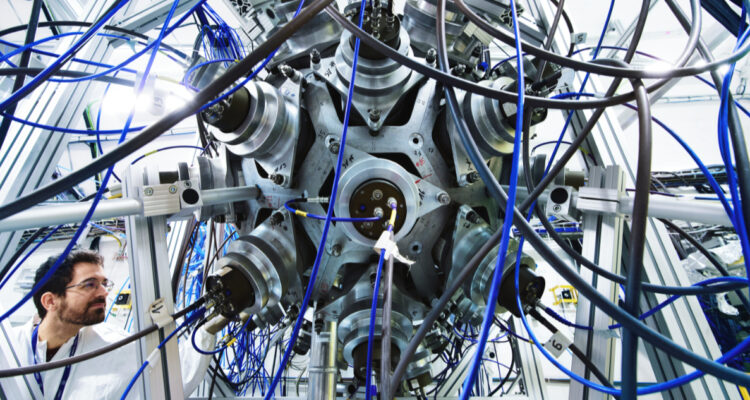 Lugar donde recrearon la reacción nuclear del Plomo-204