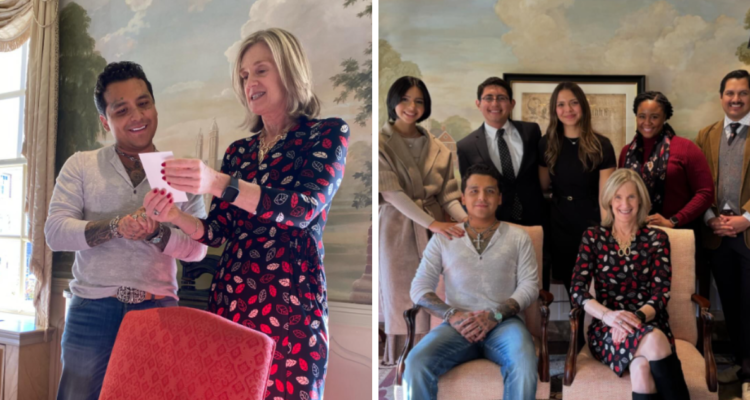 El cantante, Christian Nodal, fue reconocido por la Universidad de Harvard con el premio ‘RAZA Trailblazer Award’, el pasado 28 de octubre, por su impacto musical.