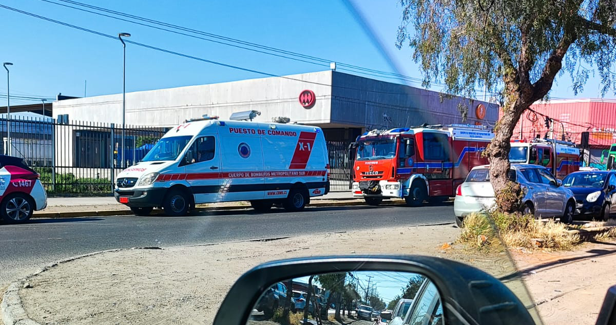 Cierran estaciones de Línea 6 del Metro por procedimiento de Bomberos: reportan olor a gas