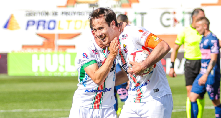 Cobresal logró una importante victoria para alejarse de los puestos de descenso del Campeonato Nacional.