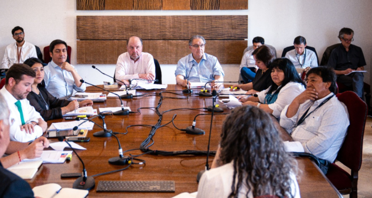 Sesión de Comisión para la Paz y el Entendimiento por restitución de tierras