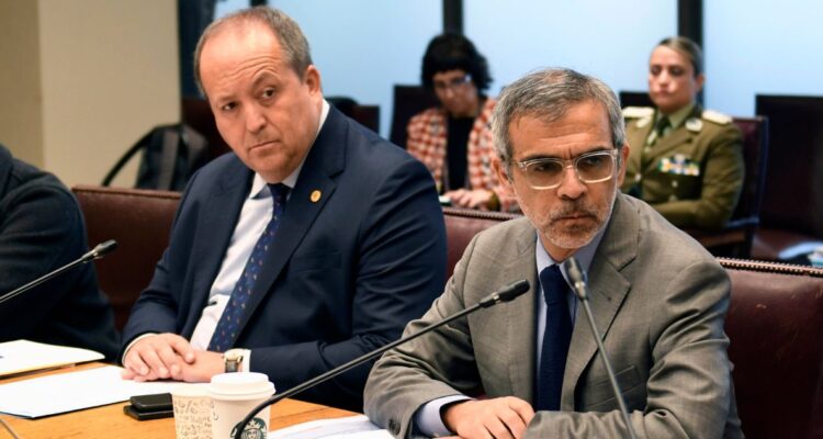 Ministro Cordero reitera defensa a fiscal Valencia: “Ha ejercido su función con fidelidad al cargo”