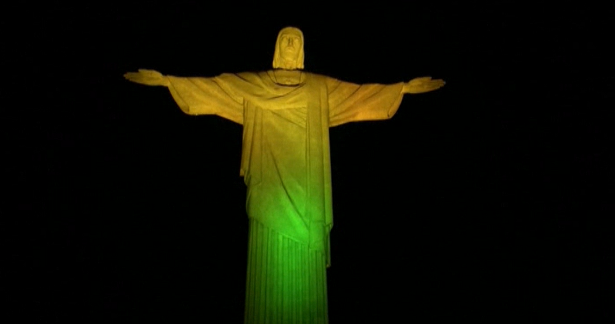 Así lucio el Cristo Redentor | Fuente: Captura de video Público.es