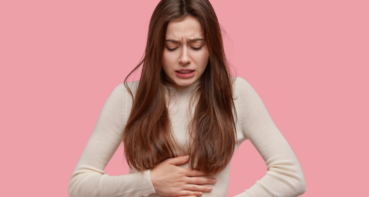 Una enfermedad, estrés, un virus, un medicamento, hasta un viaje a otros lugares, pueden derivar a dolores estomacales. Sin embargo, es necesario saber cuándo es indispensable acudir a un centro asistencial de urgencias.