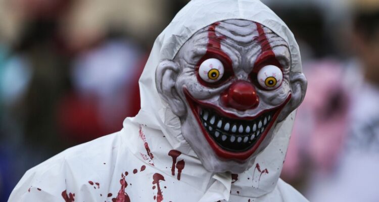 Cuándo es o se celebra Halloween 2024, qué día cae y por qué es feriado y fin de semana extralargo XL en Chile según el calendario.