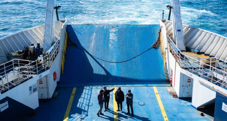 Fitich, cubierta del Agios, foto de  Diego Pezo