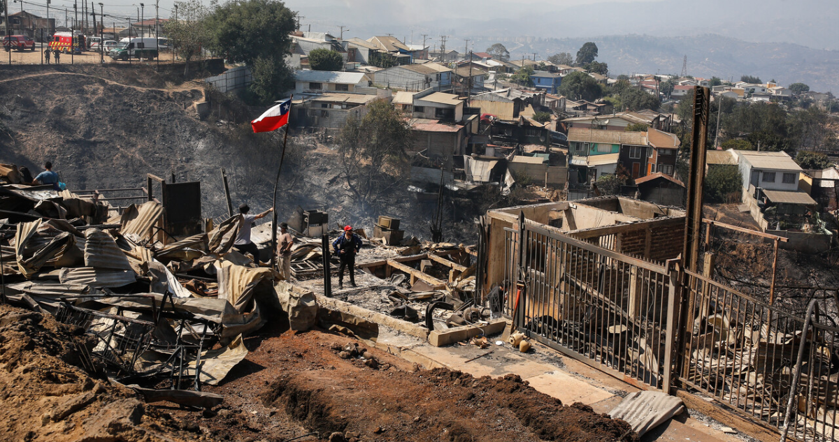 Imágenes de archivo del megaincendio de febrero en Valparaìso