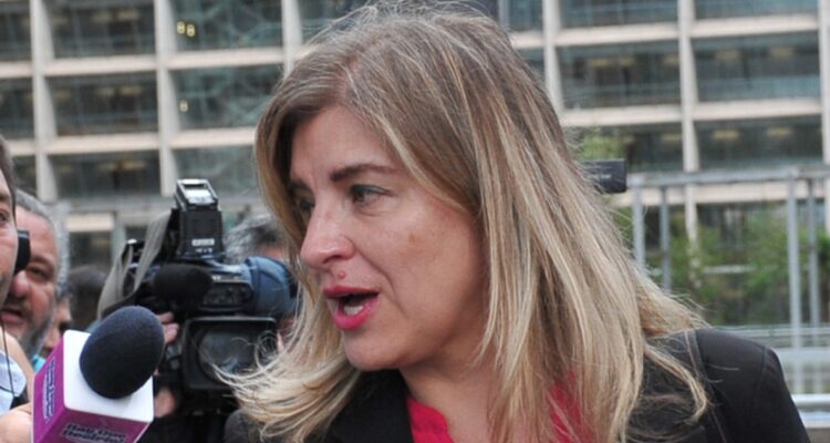 Defensa de Valdivia cuestiona versión de testigo clave: es el expololo de la denunciante