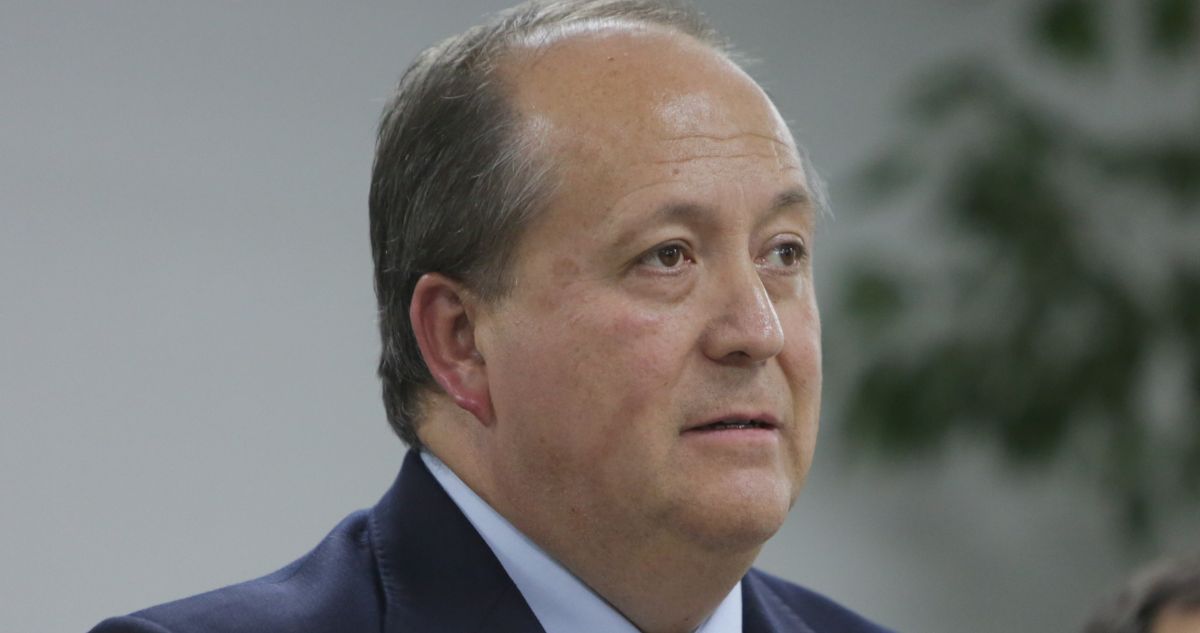“Mintió”: diputados PC denuncian a Valencia por Ley de Lobby tras reunión con Hermosilla y Chadwick
