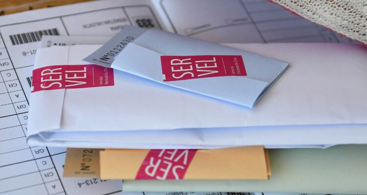 Los Ríos: partidos de oposición concuerdan que dispersión de votos influyó en derrota electoral