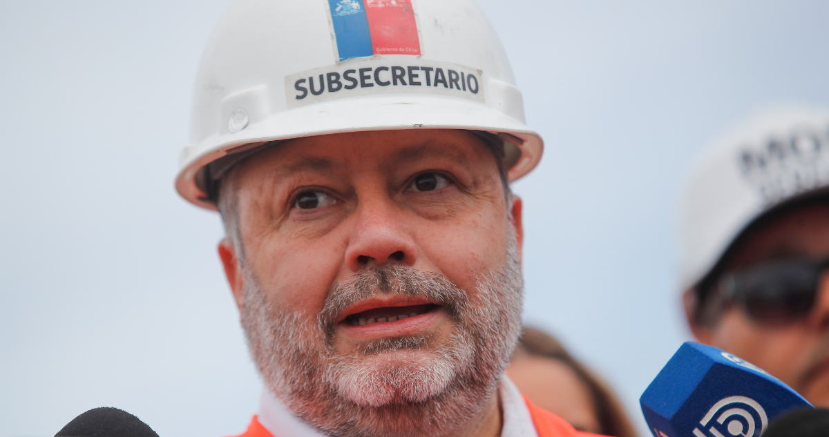 Subsecretario se trasladó a cuesta camarones tras derrumbes
