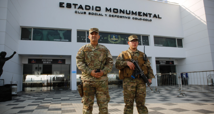 Descubren a vocal de mesa con orden de detención en el Estadio Monumental fue detenido