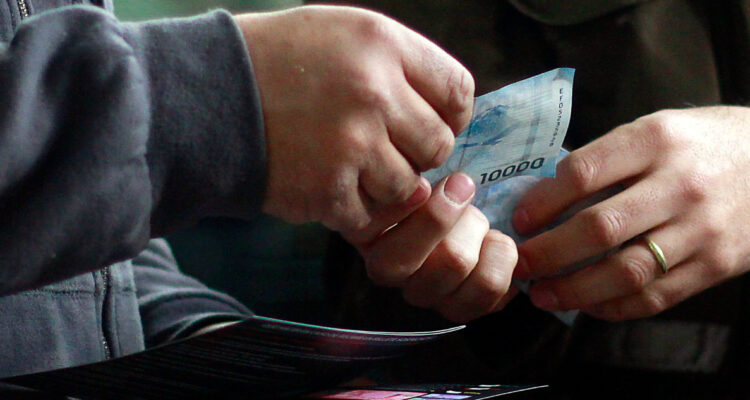 Los sueldos en Chile registran 16 meses de alzas ante la contención de la inflación
