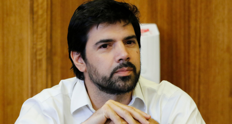 Diputado Joaquín Lavín tras allanamientos: “Aquí no se ha cometido ningún delito”