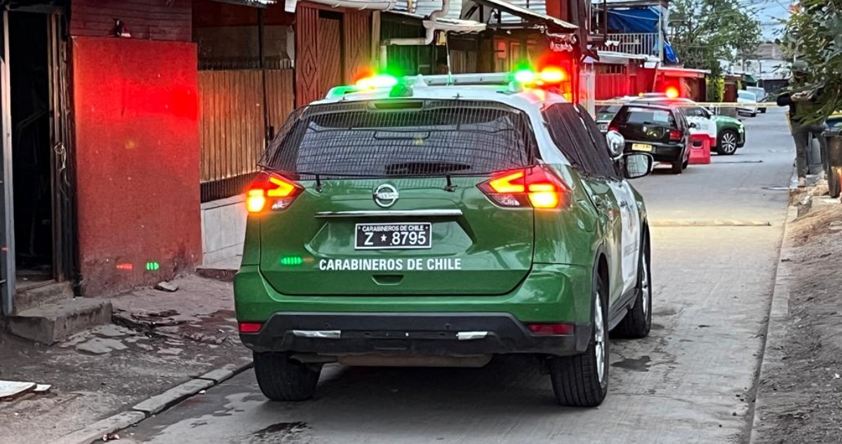 Viviendas son atacadas con 200 disparos y molotov en La Pintana: todo sería disputa por drogas