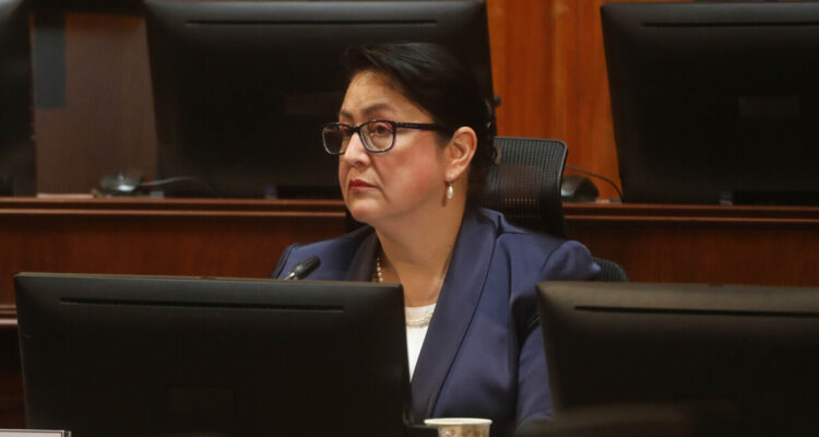 Dorothy Pérez queda a un paso de ser contralora titular: Comisión de Constitución aprobó ratificación