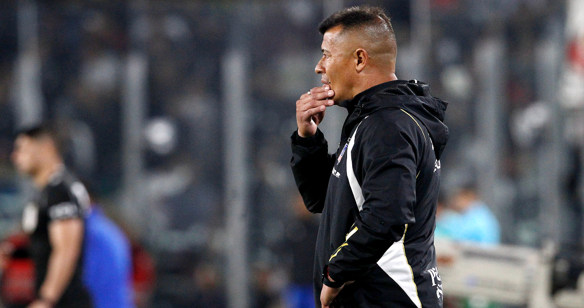 Duro revés para Colo Colo: Almirón recibe ejemplar sanción tras descontrol en clásico ante la UC